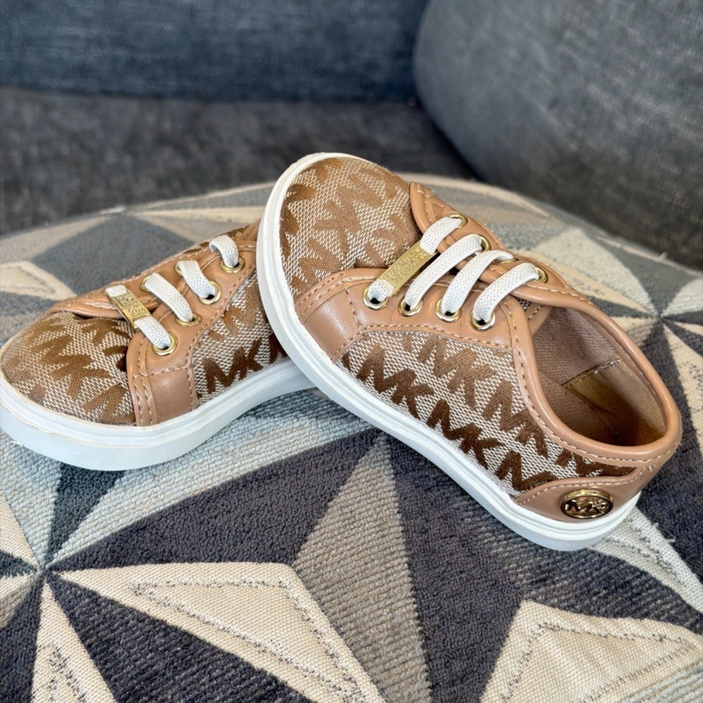 Michael Kors  toddler Little kid 5 Castella Low Top Unisex Sneakers Tan/Brown - Picture 12 of 12
